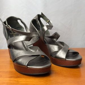 Cole Haan NikeAir Wedge Heels Sz: 6B